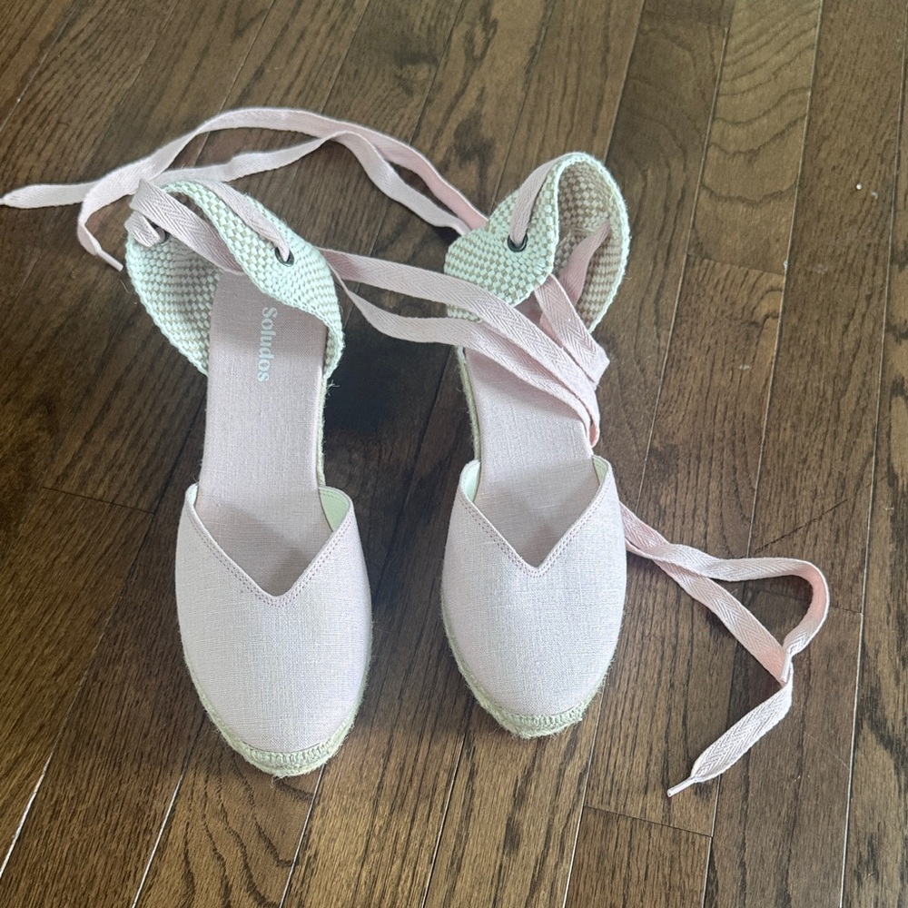 Soludos Light Pink Espadrille Flats. 7 (never worn)